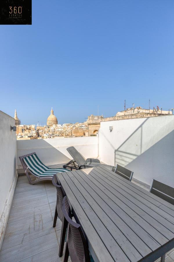 Mesmerising Views For A 2Br Apt In The Capital By 360 Estates Валетта Экстерьер фото